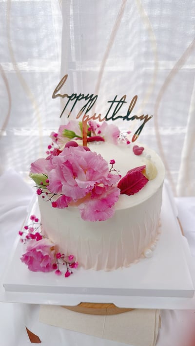 紅寶石巧克力鮮花生日蛋糕2