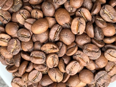 《老巴傳奇咖啡：巴西 米納斯吉拉斯州 好望角莊園 Acaia 阿卡依 珍稀品種 蜜處理咖啡：🌞陽光蜜果🍬》9