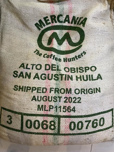 《安地斯花蝶咖啡系列：哥倫比亞 Huila/聖奧古斯丁 Obispo 奧比斯波/農協俱樂部 水洗特色咖啡—甜果園微量批次》11