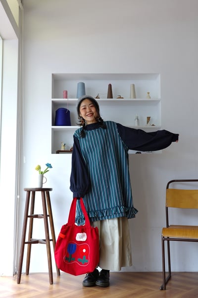 𓏭木耳邊拼接下擺鬆身直紋長背心5