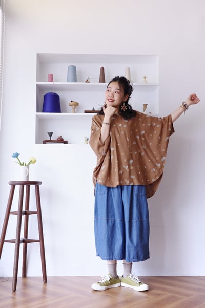 木漏日小織點刺繡鬆身上衣18