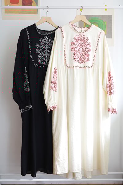 𓏭優雅花邊刺繡洋裝1