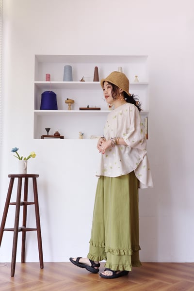 木漏日小織點刺繡鬆身上衣16