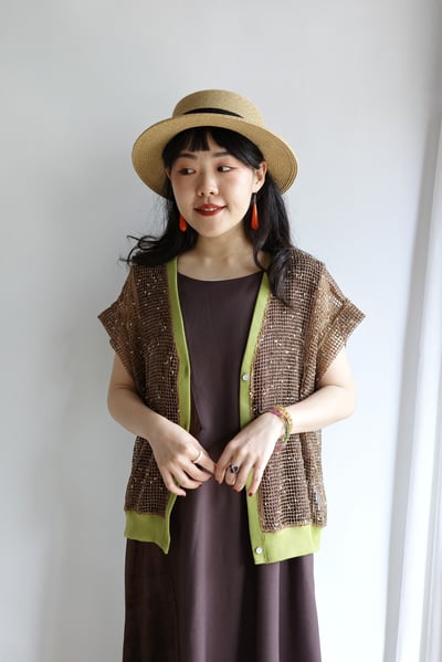 𓏭方格編織滾邊Ｖ領法式袖開襟上衣12
