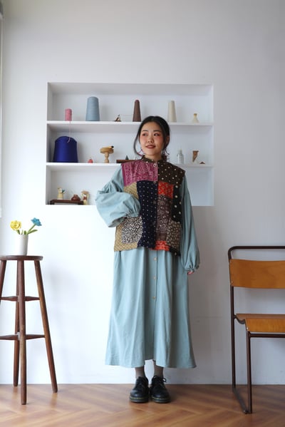 𓏭變形蟲圖騰花布拼接背心7