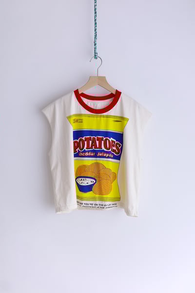 𓏭洋芋片復古塗鴉法式袖T-shirt1