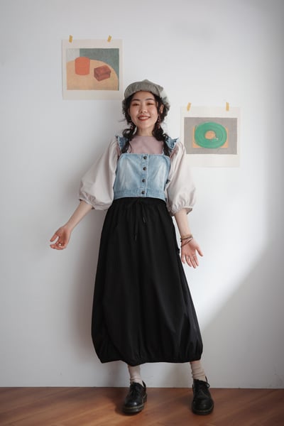 異材質拼接份量感澎袖上衣3