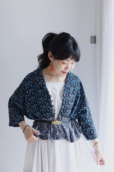 𓏭花柄拼接涼感Ｖ領襯衫罩衫13