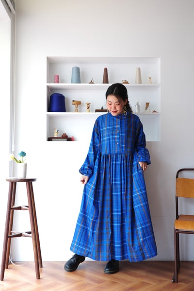 𓏭跳色格紋腰線抓摺洋裝7