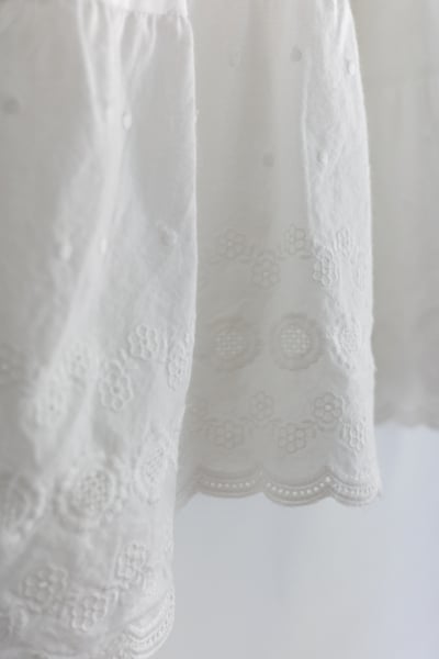 波浪花邊刺繡系肩可調背心15