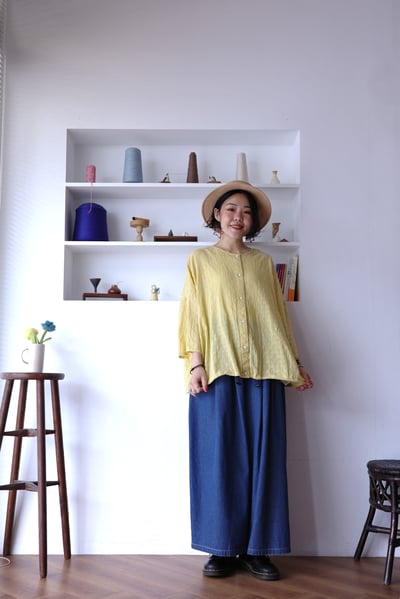 方格緹花下擺抽繩罩衫上衣15