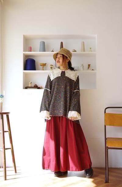 𓏭份量感領片蕾絲拼接襯衫14