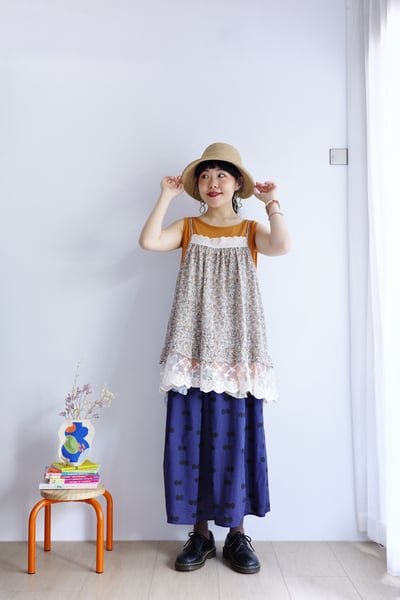 𓏭黏在一起的小波點 印花壓褶半身裙13