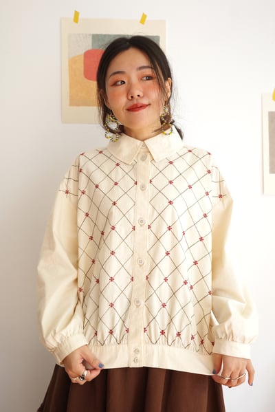 𓏭菱格花花刺繡布勞森襯衫外套11