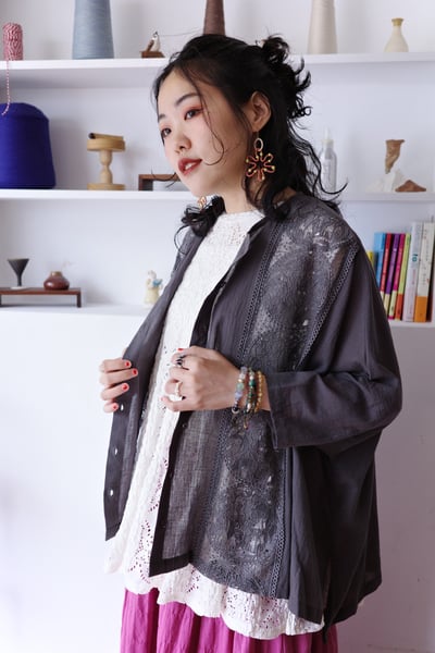 兔子企鵝精緻蕾絲刺繡罩衫上衣20