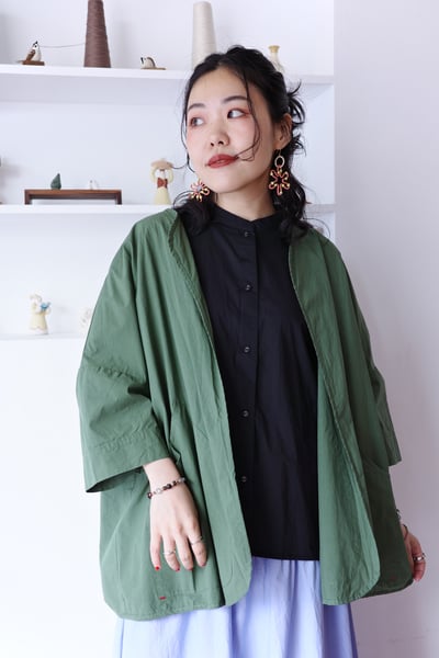 大口袋純色開襟罩衫8