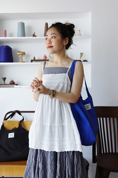 波浪花邊刺繡系肩可調背心11