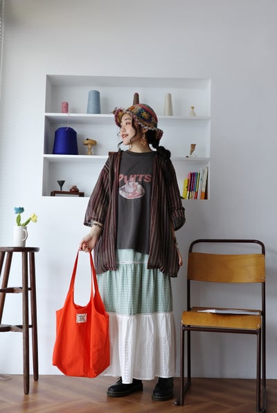 大小格紋蕾絲拼接層次半身裙9