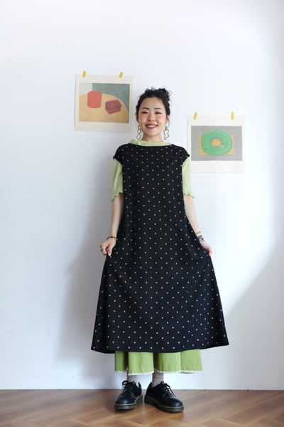 前後兩面穿水玉法式袖Ａ字洋裝4