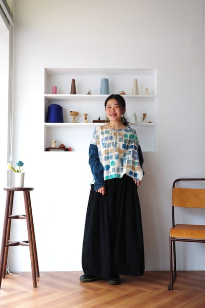 𓏭幾何色塊拼接設計上衣4