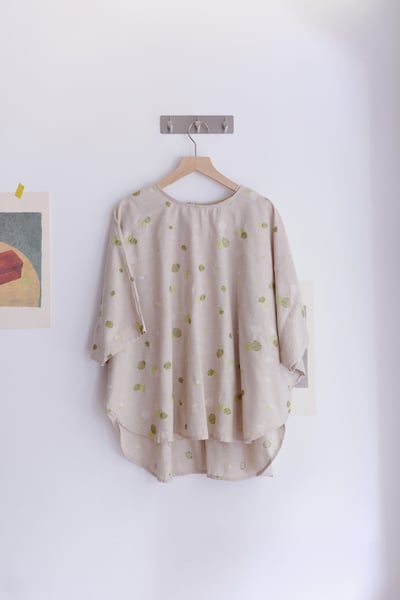 木漏日小織點刺繡鬆身上衣20