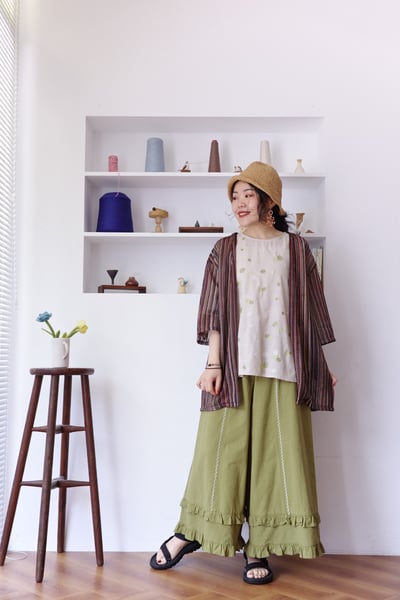 木漏日小織點刺繡鬆身上衣9