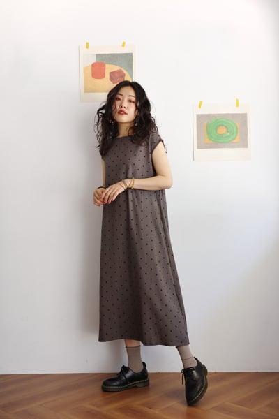 前後兩面穿水玉法式袖Ａ字洋裝19