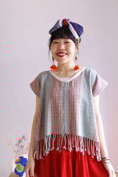 𓏭手織布側拼接Ｖ領流蘇上衣5