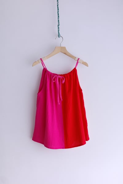 𓏭色塊拼接貓貓刺繡繫帶背心10