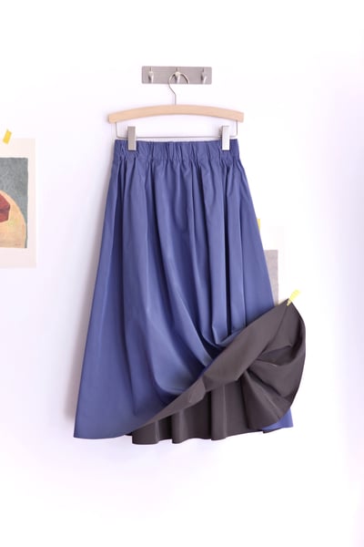 𓏭雙面穿光澤感圓裙22