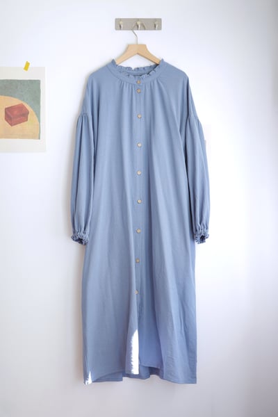 𓏭木耳立領空氣袖純色洋裝20