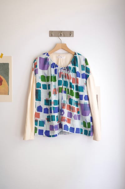 𓏭幾何色塊拼接設計上衣15