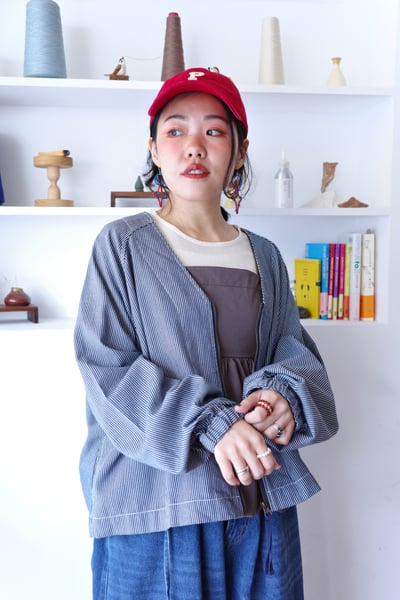 𓏭Ｖ領直紋丹寧短版外套6