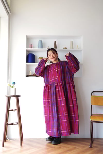 𓏭跳色格紋腰線抓摺洋裝13