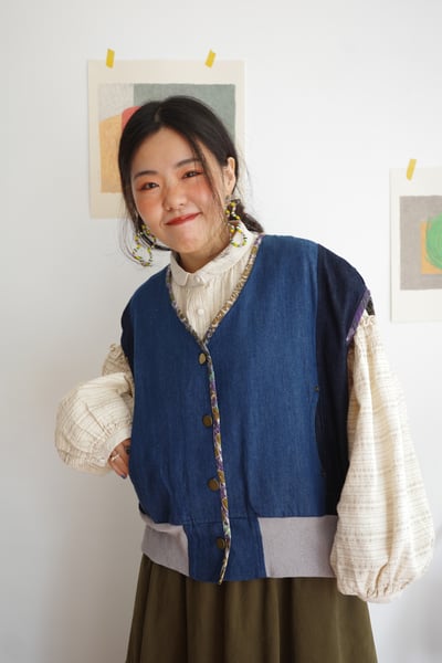 𓏭單寧花布拼接背心10