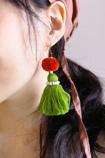 份量感球球流蘇耳環15