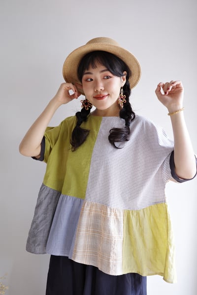 𓏭格紋Ｘ直紋拼接鬆身上衣9