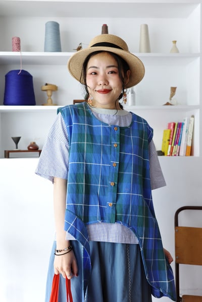 不對稱墜下擺格紋背心18