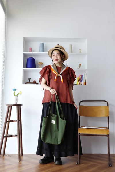 層次菱格鏤空荷葉袖上衣5