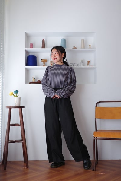 𓏭超修身細絨拼接抽鬚高腰丹寧褲7