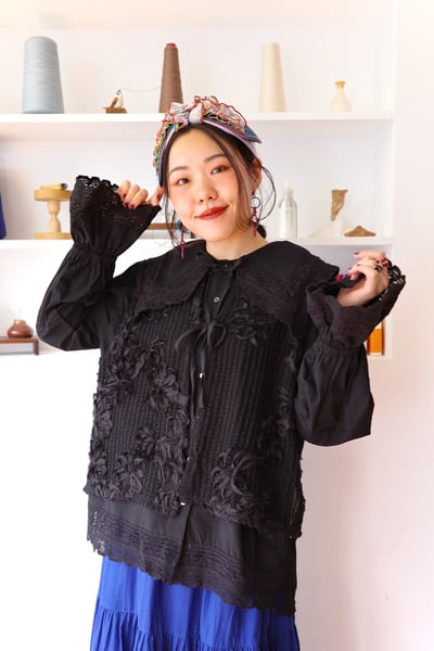 𓏭纏繞花朵洞洞繫帶背心14