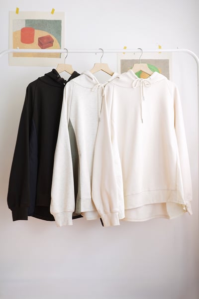 𓏭兩側拼接可調腰身連帽上衣1