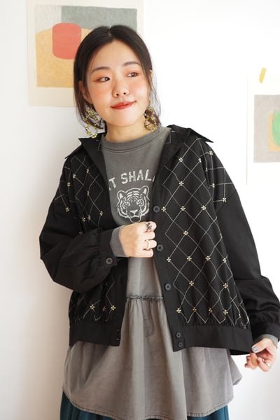 𓏭菱格花花刺繡布勞森襯衫外套8