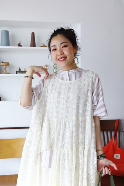 波點緹花直紋鬆身襯衫12