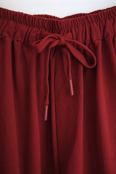 𓏭褲管壓褶木耳花邊繭型褲22