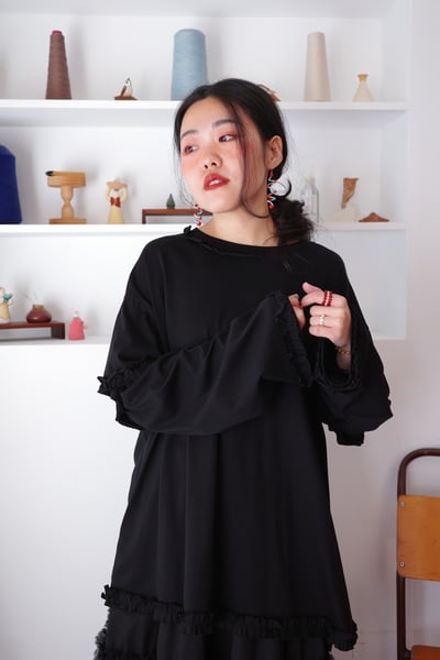 𓏭木耳花邊點綴接袖上衣16