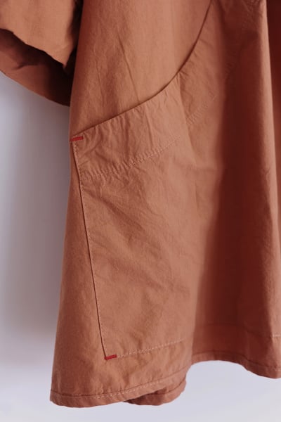 大口袋純色開襟罩衫22