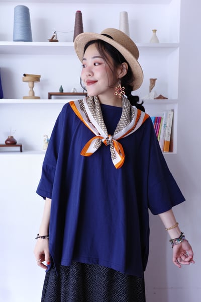 木耳邊點綴前後兩穿純色上衣15