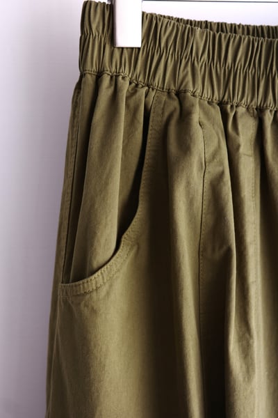 𓏭斜大口袋工作寬褲6