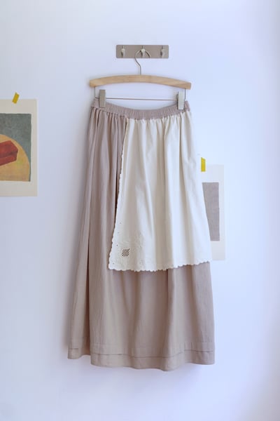 𓏭波浪花邊刺繡小布巾拼接半身裙21